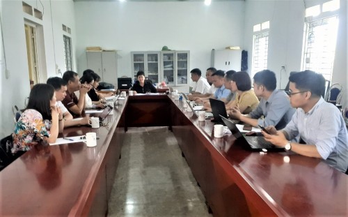 Đoàn công tác của tỉnh làm việc tại xã về thuye điện Tân lập