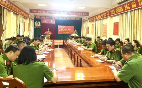 Công an huyện Bắc Quang tổ chức tập huấn điều lệnh, quân sự, võ thuật năm 2023