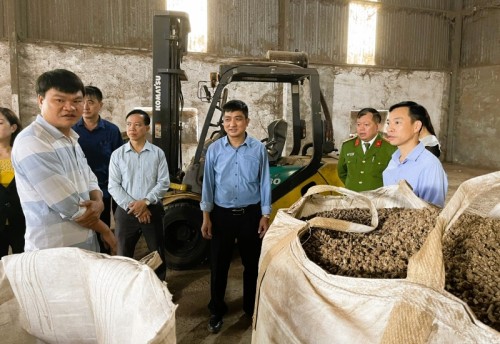 Lãnh đạo huyện Bắc Quang làm việc với Cụm Công nghiệp Nam Quang thị trấn Vĩnh Tuy