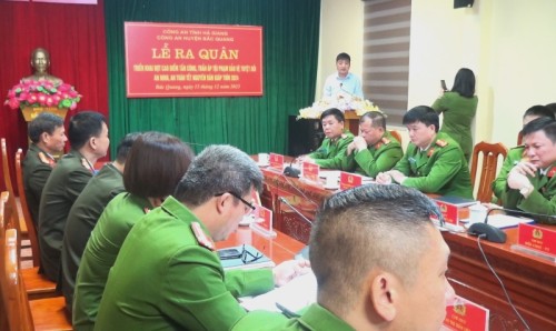 Công an huyện Bắc Quang ra quân tấn công, trấn áp tội phạm năm 2024