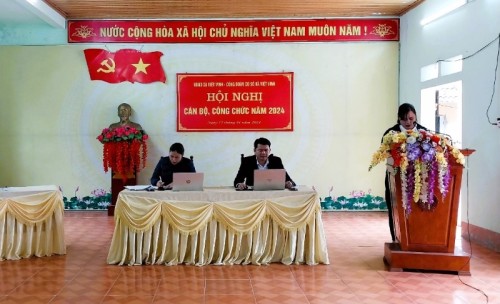  Hội nghị cán bộ, công chức xã Việt Vinh năm 2024