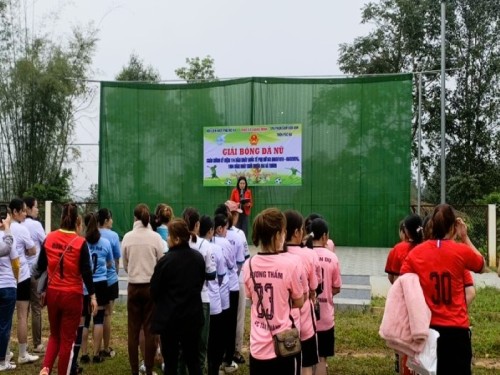 Khai mạc Giải Bóng đá nữ xã Quang Minh năm 2024