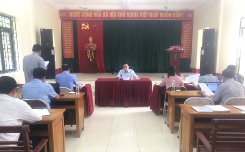 Hội đồng nhân dân huyện Bắc Quang giám sát việc thực hiện Chương trình cải tạo vườn tạp tại xã Đông Thành