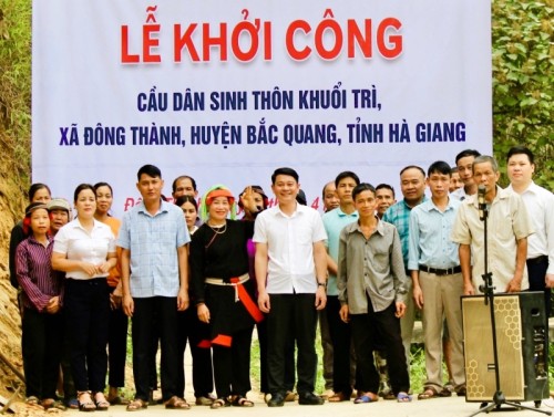 Khởi công Cầu dân sinh thôn Khuổi Trì xã Đông Thành