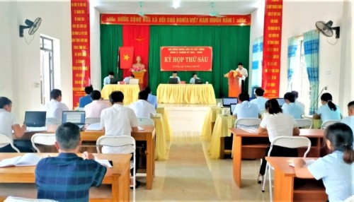 Kỳ họp thứ sáu HĐND xã Việt Hồng khóa X, nhiệm kỳ 2021-2026