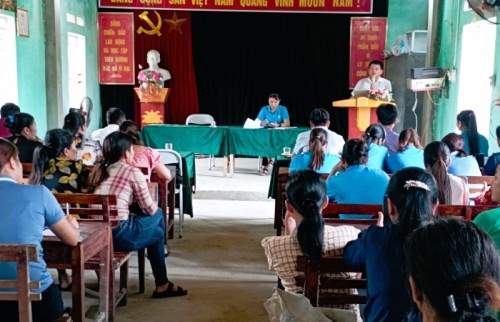 Hội LHPN huyện Bắc Quang đối thoại với cán bộ, hội viên phụ nữ xã Việt Vinh