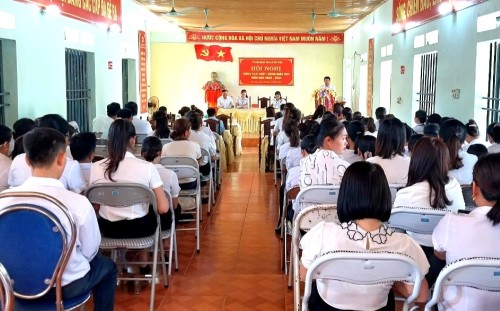 Xã Việt Vinh tổ chức Hội nghị nâng cao chất lượng giáo dục năm học 2023-2024