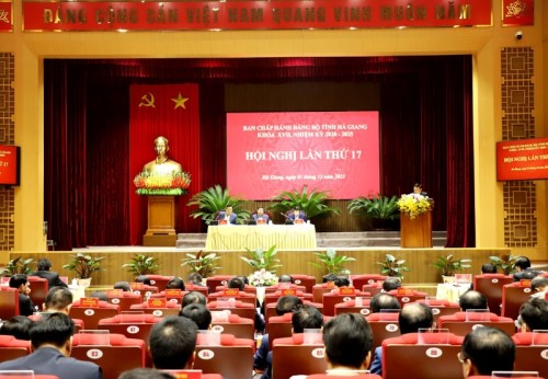 Hội nghị Ban chấp hành Đảng bộ tỉnh lần thứ 17