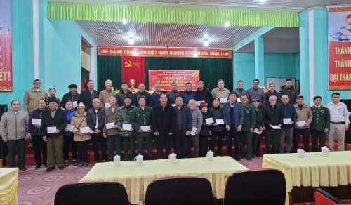 Hiệp hội Doanh nghiệp tỉnh Hà Giang trao quà tết cho hội viên Hội nạn nhân Chất độc da cam – Dioxin