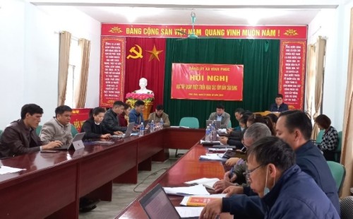 Đảng ủy xã Vĩnh Phúc quán triệt học các văn bản của Đảng