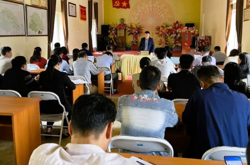 Phó Chủ tịch Thường trực UBND huyện Ngô Văn Hiếu kiểm tra kiểm tra tại các xã Đức Xuân, Liên Hiệp