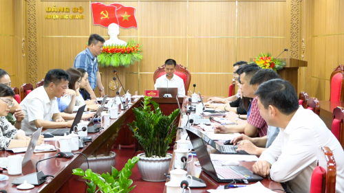 Thường trực Huyện ủy Bắc Quang làm việc với khối tuyên truyền của huyện