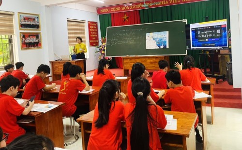 Đoàn kiểm tra, hỗ trợ chuyên môn Sở giáo dục đào tạo làm tại huyện Bắc Quang