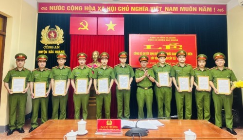 Công an huyện Bắc Quang tổ chức Lễ công bố quyết định bổ nhiệm điều tra viên cấp xã