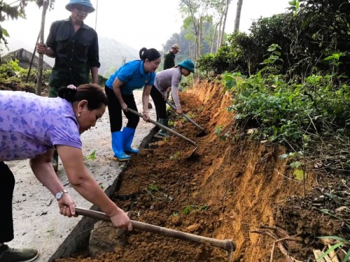 Việt Hồng lao động công sản chung tay xây dựng Nông thôn mới