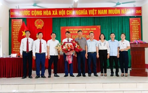 Kỳ họp thứ 10 HĐND xã Đông Thành khóa IV, nhiệm kỳ 2021-2026