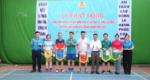 LĐLĐ huyện Bắc Quang tổ chức Lễ phát động Tháng Công nhân