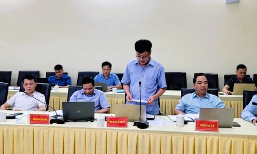 UBND huyện tổ chức phiên họp tháng 5-2024