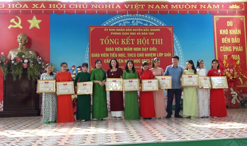 Phòng GD&ĐT Bắc Quang tổng kết Hội thi giáo viên giỏi năm học 2023...