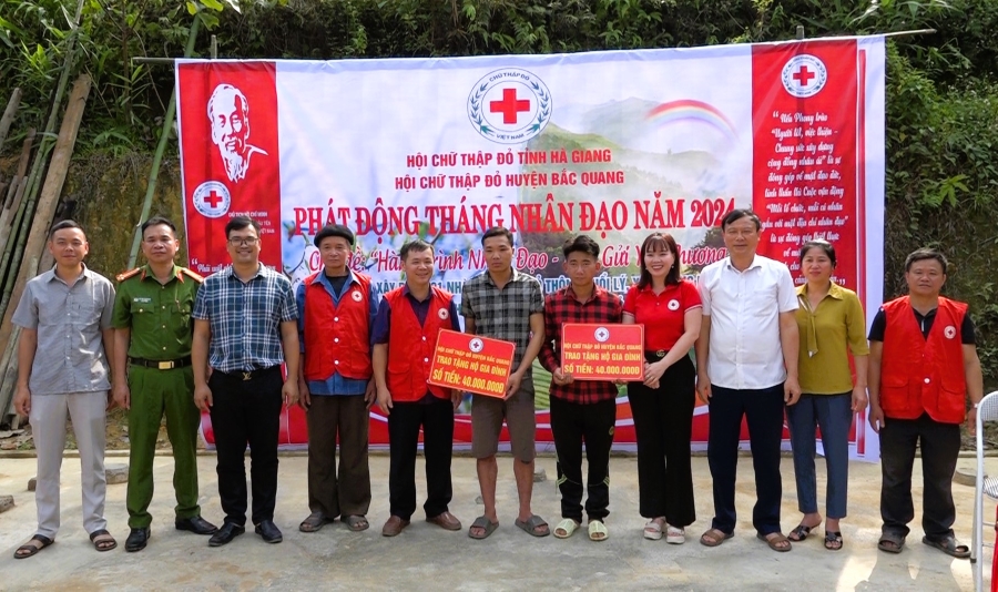 Hội Chữ thập đỏ Bắc Quang Phát động tháng nhân đạo